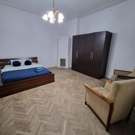 Nocleg W Centrum Czestochowy Nmp32 Częstochowa Eksteriør billede
