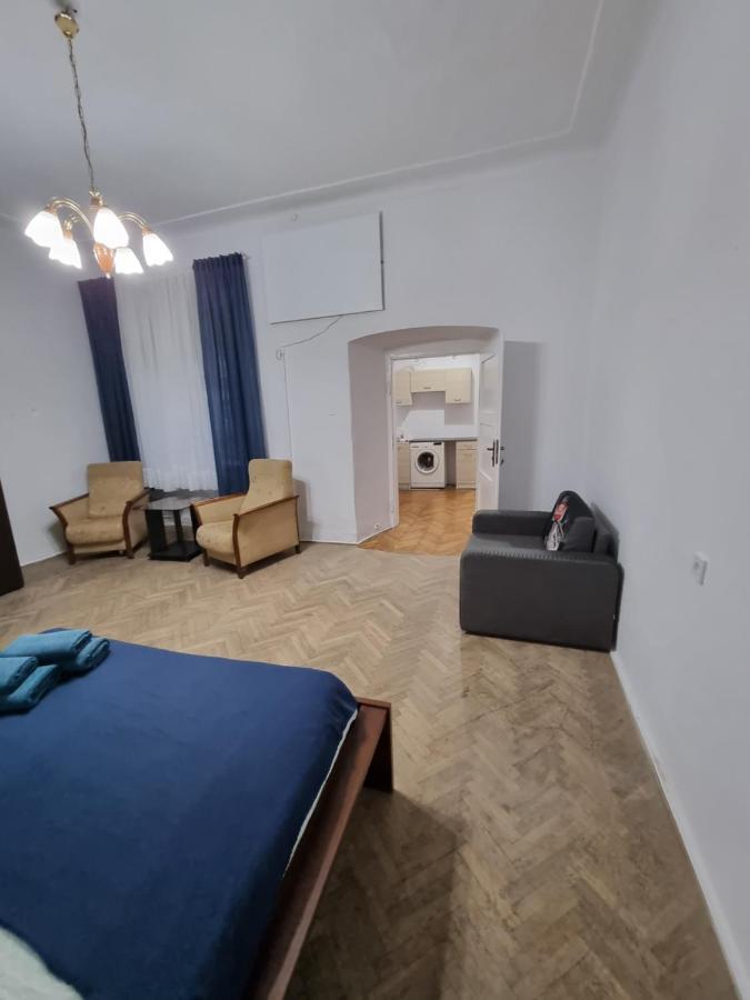 Nocleg W Centrum Czestochowy Nmp32 Częstochowa Eksteriør billede