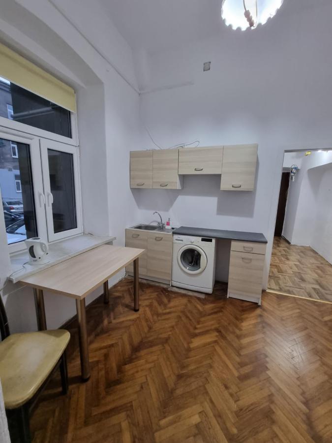 Nocleg W Centrum Czestochowy Nmp32 Częstochowa Eksteriør billede